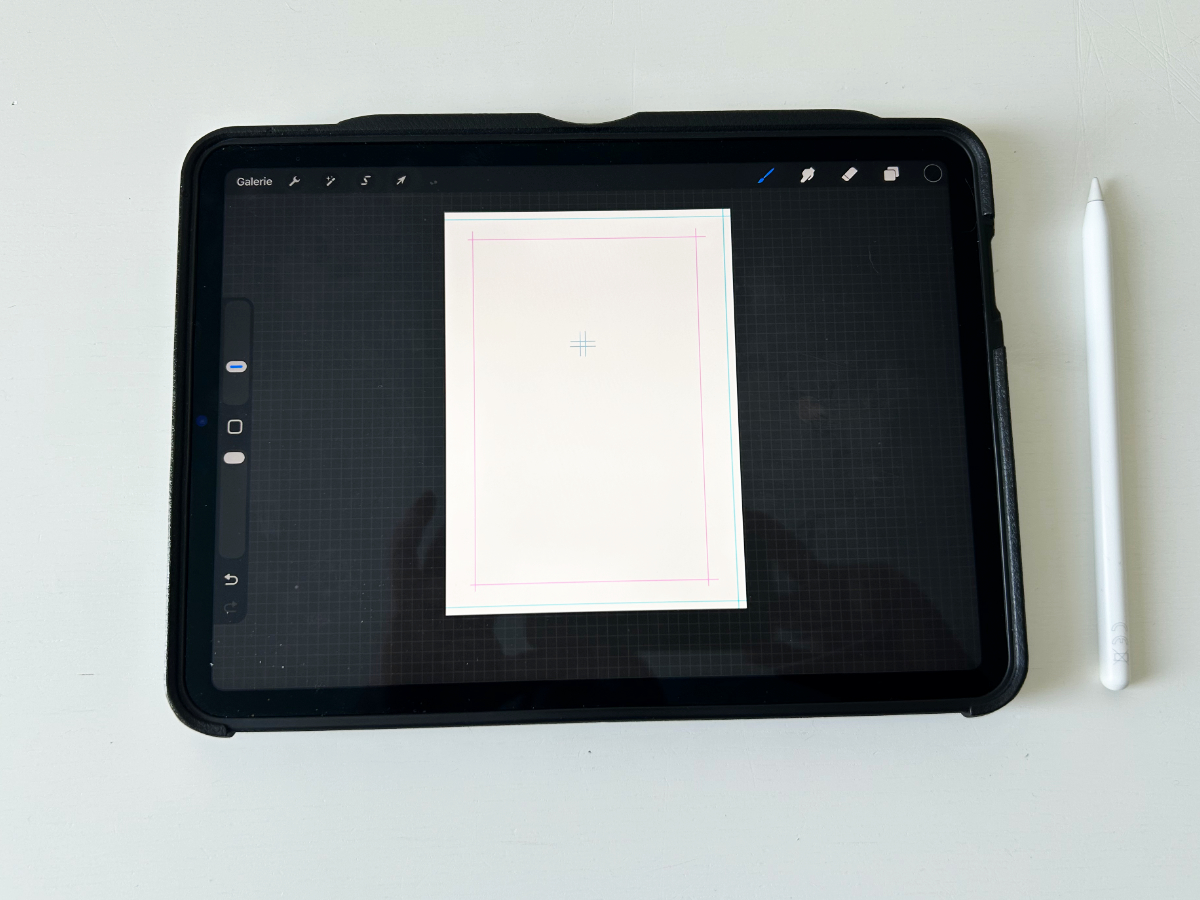 Une photo de la tablette et le stylet.